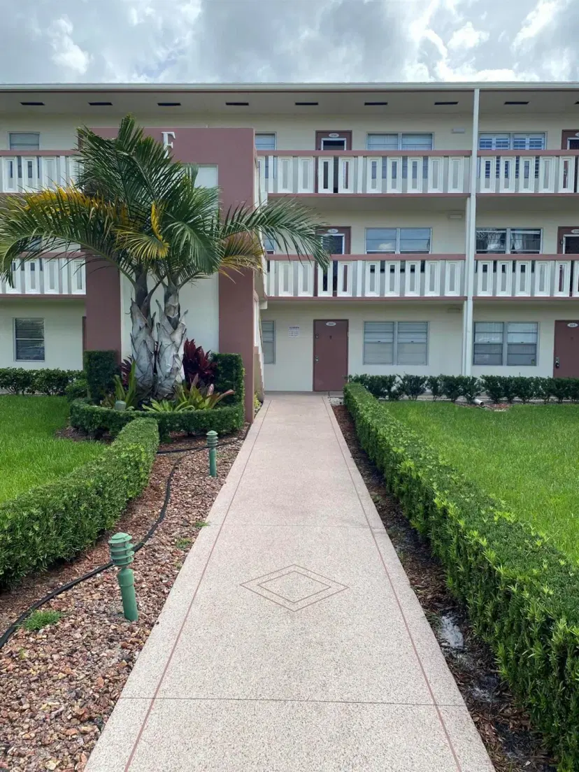Picture of 236 Preston F F, Boca Raton FL 33434