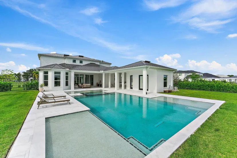 Picture of 20084 SE Bridgewater Drive, Jupiter FL 33458