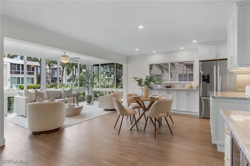 Picture of 2100 Gulf Shore Blvd N 118, Naples FL 34102