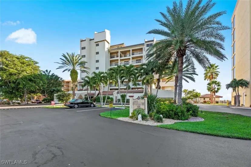 Picture of 4019 SE 20Th Pl 801, Cape Coral FL 33904