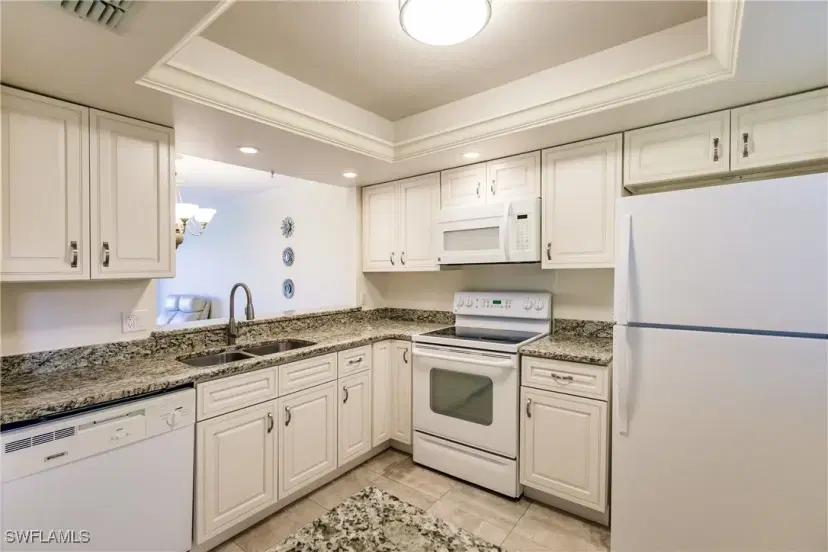 Picture of 8715 Charter Club Cir 2, Fort Myers FL 33919
