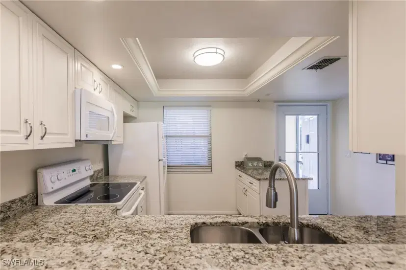 Picture of 8715 Charter Club Cir 2, Fort Myers FL 33919