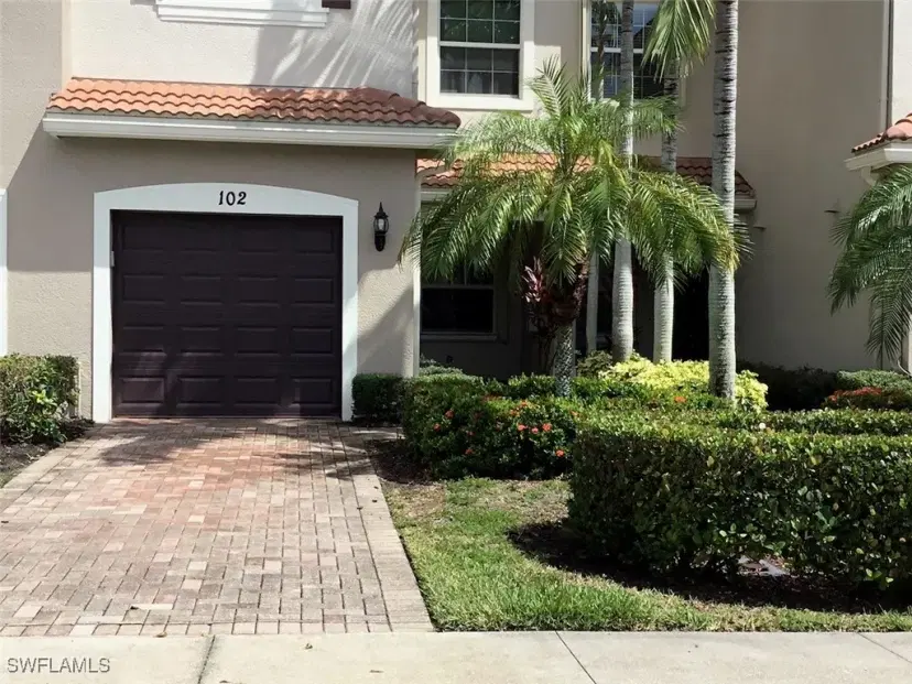 Picture of 6526 Monterey Pt 102, Naples FL 34105