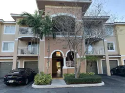 Picture of 6434 Emerald Dunes Drive 303, West Palm Beach, FL 33411