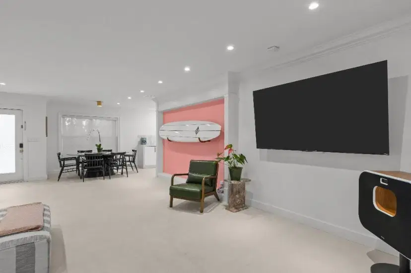 Picture of 247 SE 3Rd Ave, Delray Beach FL 33483