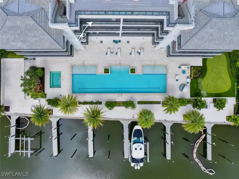Picture of 1820 Gulf Shore Blvd N 402/403, Naples FL 34102