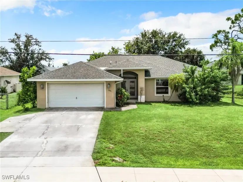 Picture of 1726 Trafalgar Pkwy, Cape Coral FL 33991