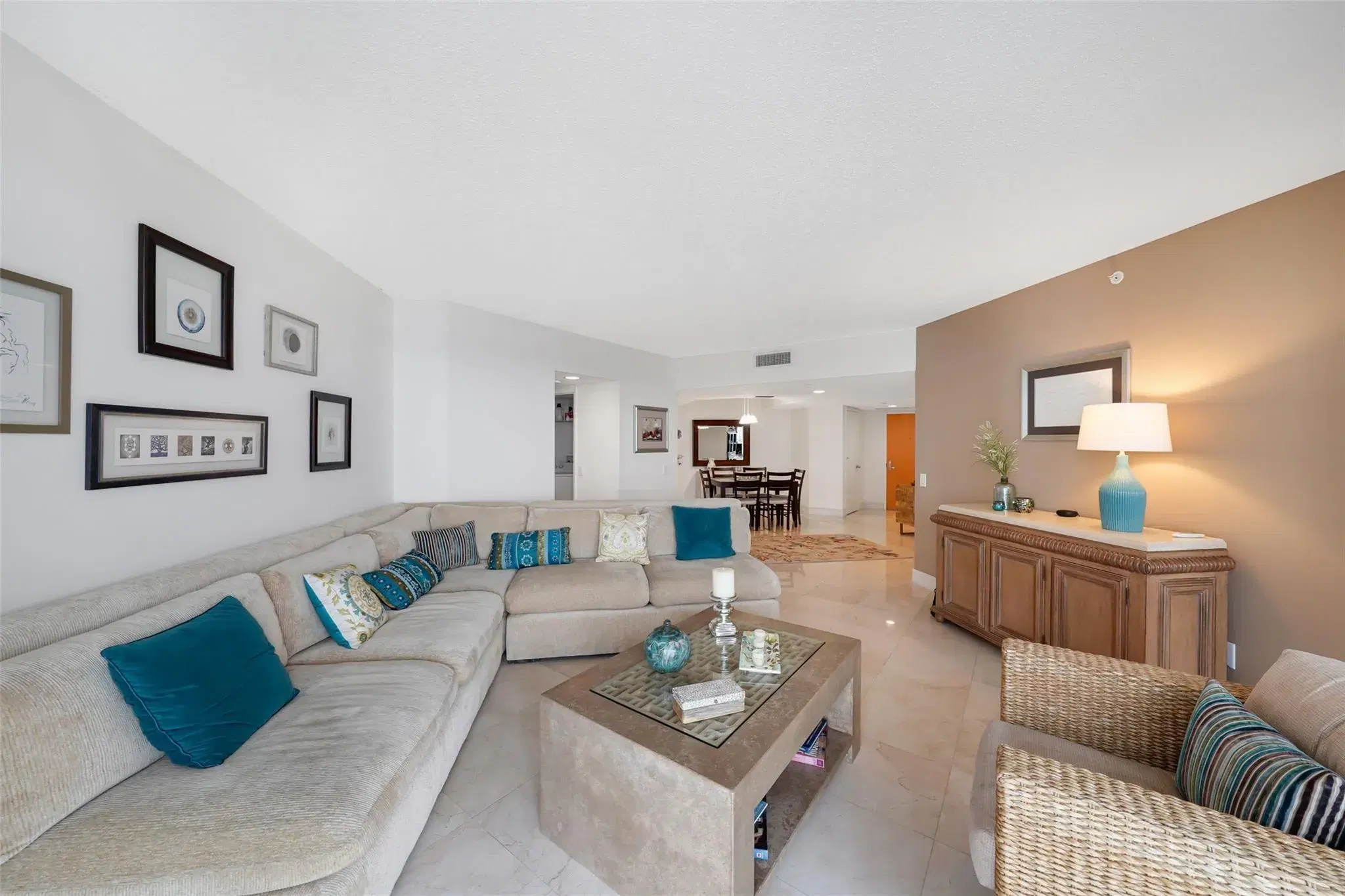 Picture of 21055 NE 37Th Ave 2703, Aventura, FL 33180
