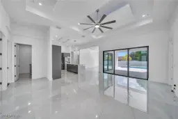 Picture of 727 SE 10Th Ave, Cape Coral, FL 33990