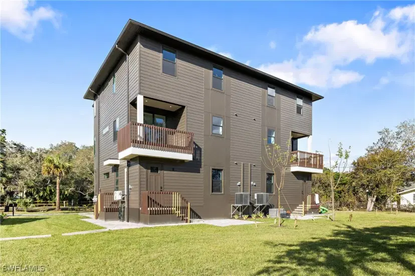 Picture of 3630 Croton Rd, Naples FL 34104