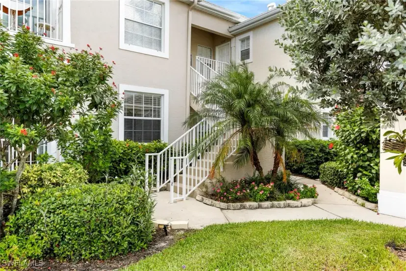 Picture of 1133 Sweetwater Ln 3103, Naples FL 34110