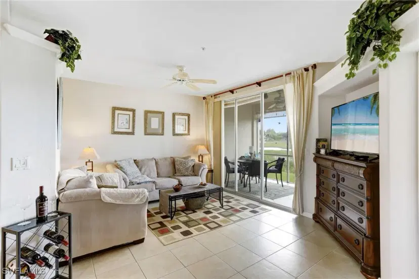 Picture of 1133 Sweetwater Ln 3103, Naples FL 34110