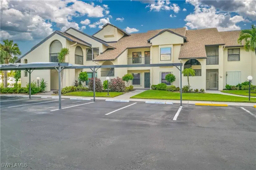 Picture of 8366 Charter Club Cir 3, Fort Myers FL 33919