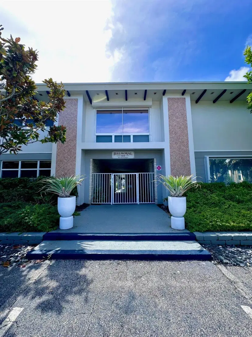 Picture of 414 Seasage Drive 3, Delray Beach FL 33483