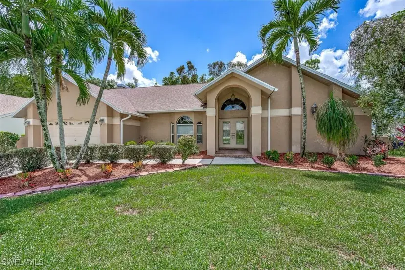Picture of 6975 Highland Park Cir, Fort Myers FL 33966