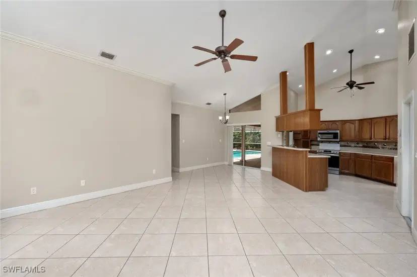 Picture of 6975 Highland Park Cir, Fort Myers FL 33966
