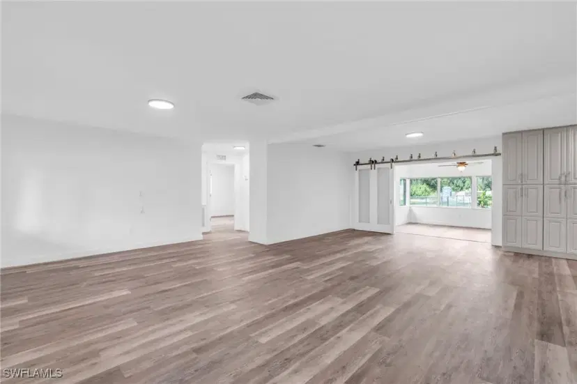Picture of 55 Aqua Ln, North Fort Myers FL 33903