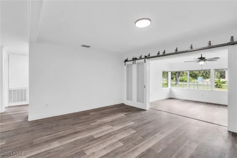 Picture of 55 Aqua Ln, North Fort Myers FL 33903