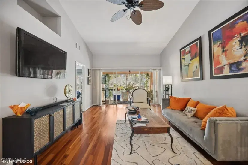 Picture of 760 Wiggins Lake Dr 203, Naples FL 34110