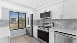 Picture of 2777 W Gulf Dr 104, Sanibel, FL 33957