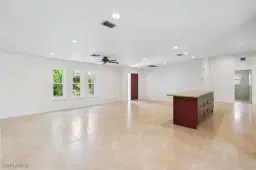 Picture of 3726 SE Santa Barbara Pl, Cape Coral, FL 33904