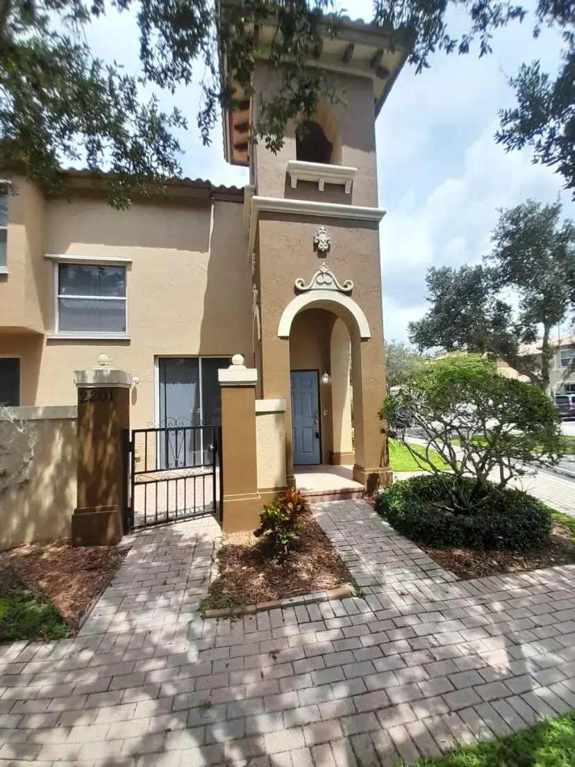 Picture of 2905 Hidden Hills Road 2201, West Palm Beach FL 33411