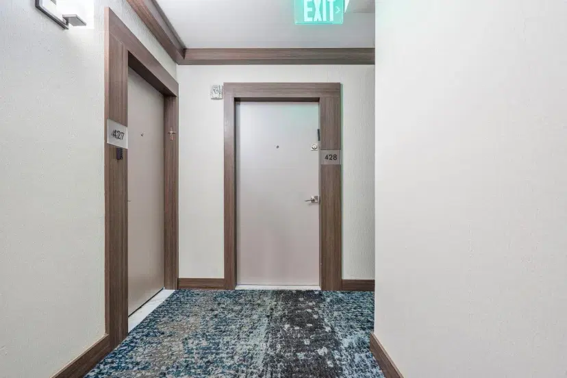 Picture of 3731 N Country Club Drive Drive 428, Aventura FL 33180