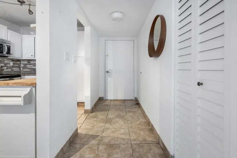 Picture of 3731 N Country Club Drive Drive 428, Aventura FL 33180