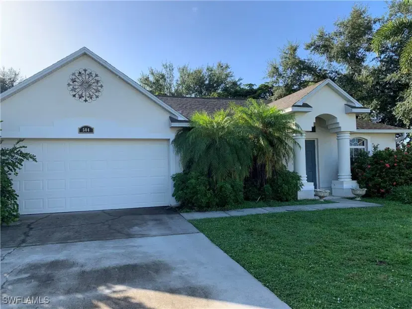 Picture of 504 Retunda Pkwy W, Cape Coral FL 33904