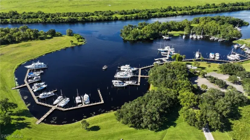 Picture of 1120 River Run, Labelle FL 33935