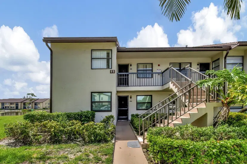 Picture of 7618 Tahiti Lane 201, Lake Worth FL 33467