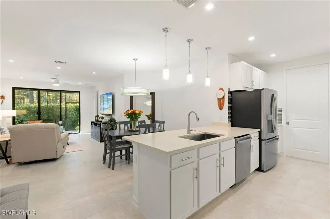 Picture of 7328 Rockefeller Dr, Naples, FL 34119