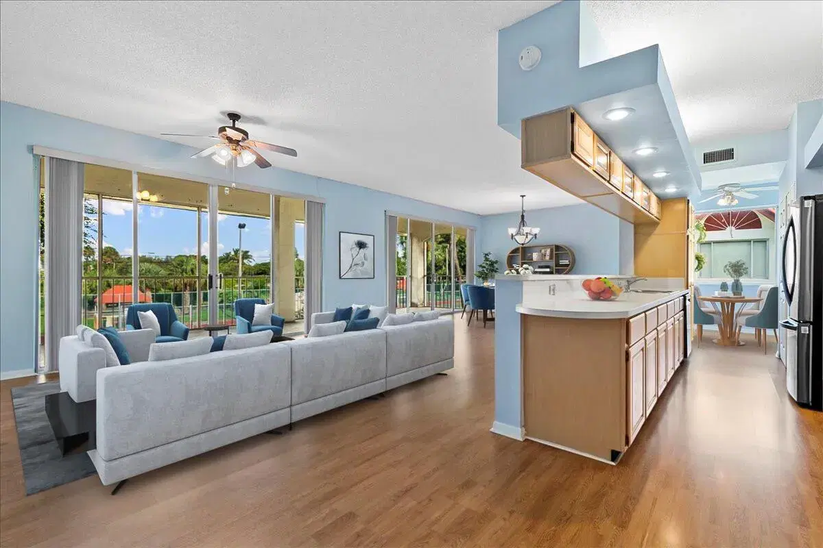 Picture of 105 Half Moon Circle H2, Hypoluxo, FL 33462