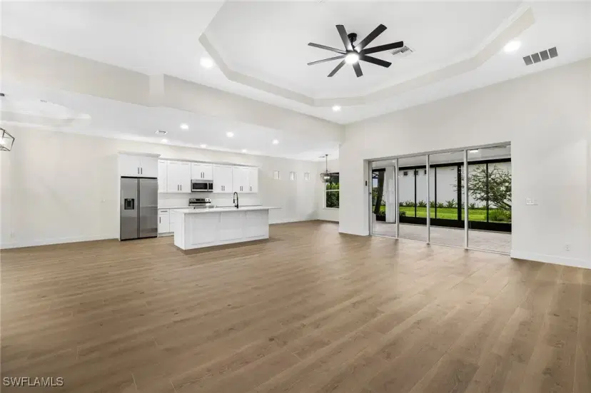 Picture of 11001 Sea Tropic Ln, Fort Myers FL 33908
