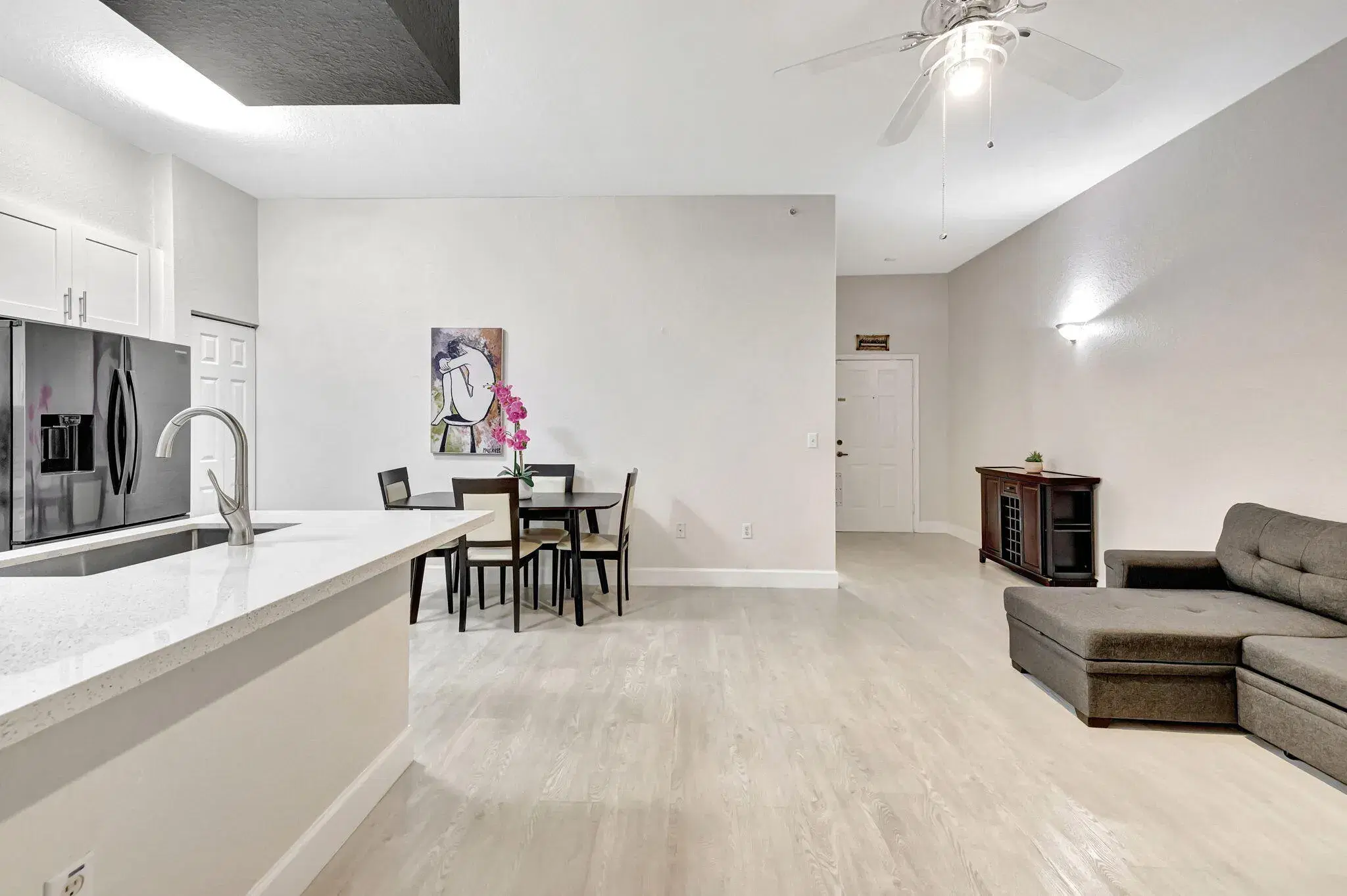 Picture of 2801 Riverside Drive 203-S, Coral Springs, FL 33065