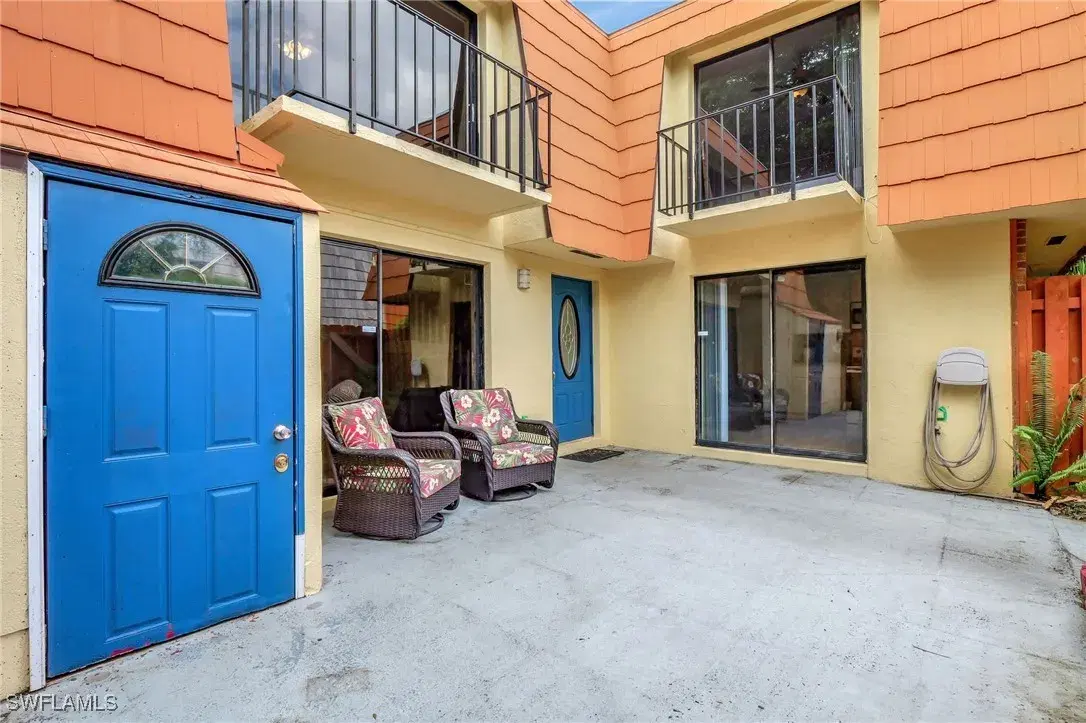 Picture of 1712 Park Meadows Dr 1, Fort Myers, FL 33907