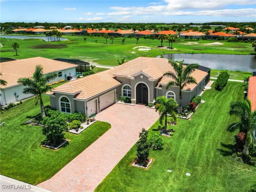 Picture of 18707 Ensenada Dr, Naples FL 34114