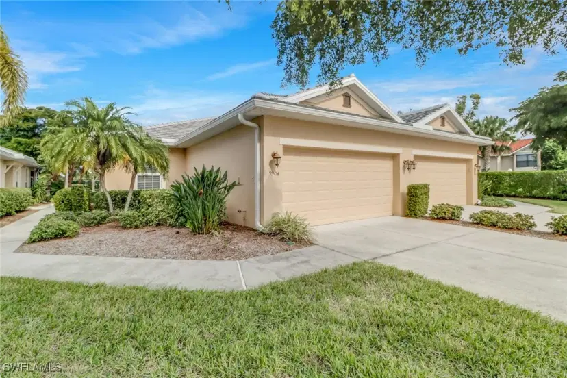 Picture of 9904 Periwinkle Preserve Ln, Fort Myers FL 33919