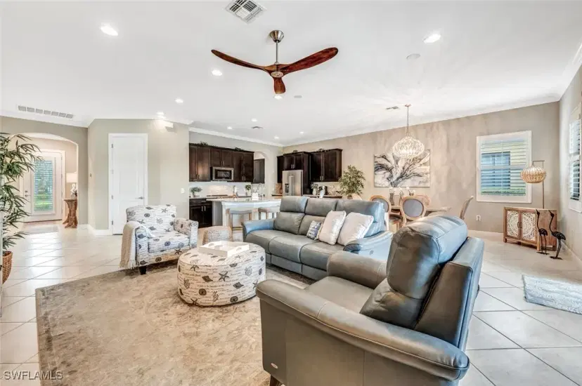 Picture of 1383 Petone Ct, Naples FL 34113