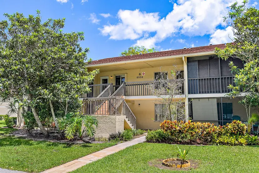 Picture of 6559 Chasewood Drive E, Jupiter FL 33458