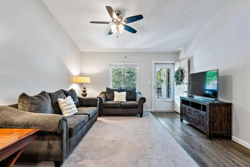 Picture of 6559 Chasewood Drive E, Jupiter FL 33458