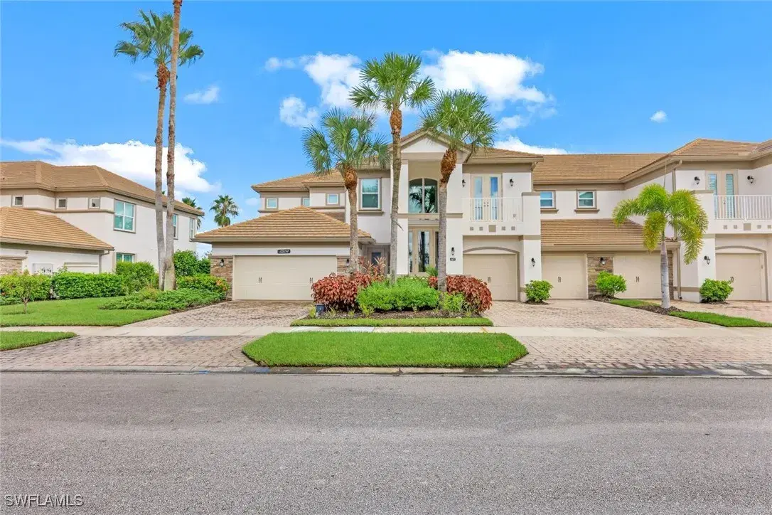 Picture of 9204 Quartz Ln 3-101, Naples, FL 34120