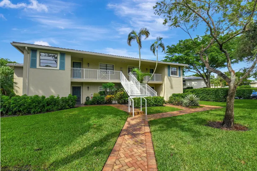 Picture of 10 Westgate Lane 10D, Boynton Beach FL 33436