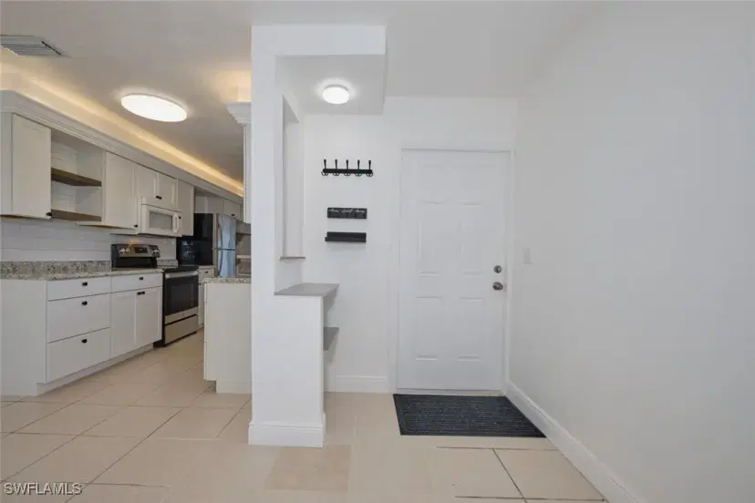 Picture of 2321 Thurlow St, Alva FL 33920