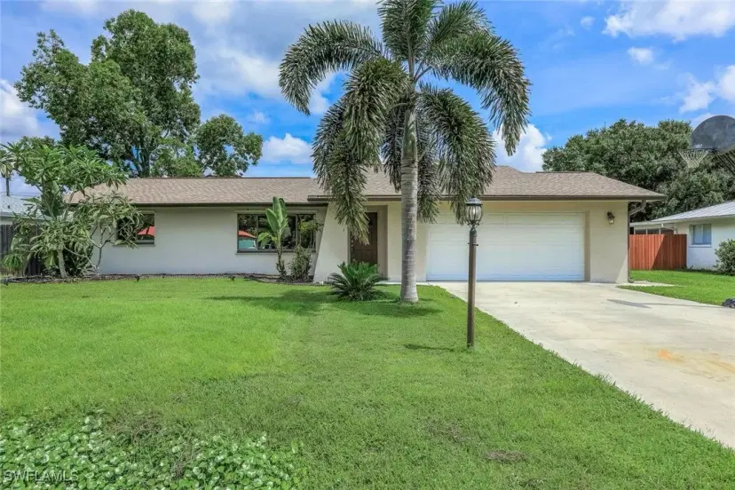Picture of 17084 Wayzata Ct, North Fort Myers FL 33917