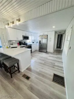 Picture of 11321 Bougainvillea Ln, Fort Myers Beach, FL 33931