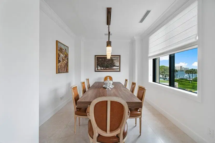 Picture of 150 Bradley Place 203, Palm Beach FL 33480