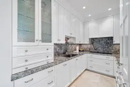 Picture of 150 Bradley Place 203, Palm Beach, FL 33480