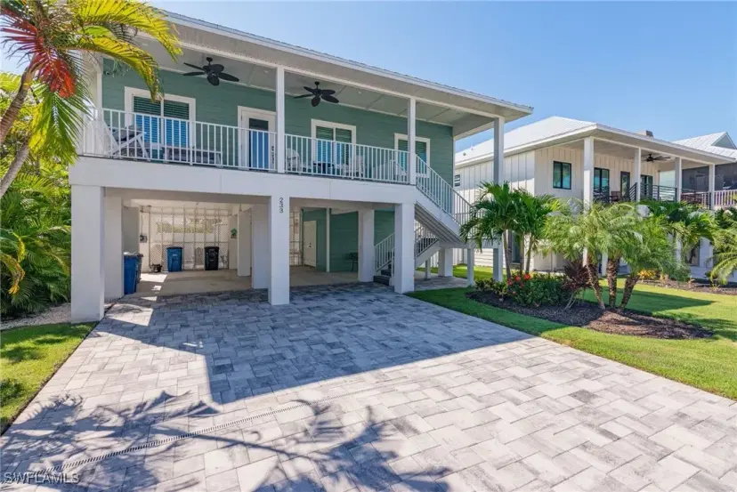 Picture of 233 Delmar Ave, Fort Myers Beach FL 33931