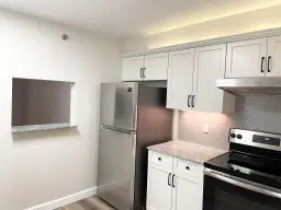 Picture of 4820 Lucerne Lakes Boulevard W 401, Lake Worth, FL 33467